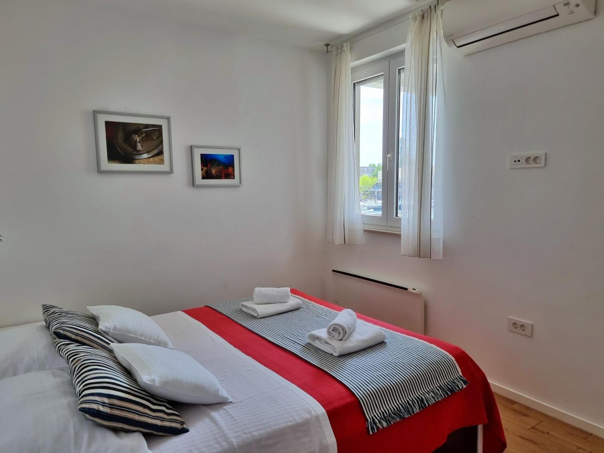 Mitra Zonata Blue Apartamento Omiš Exterior foto